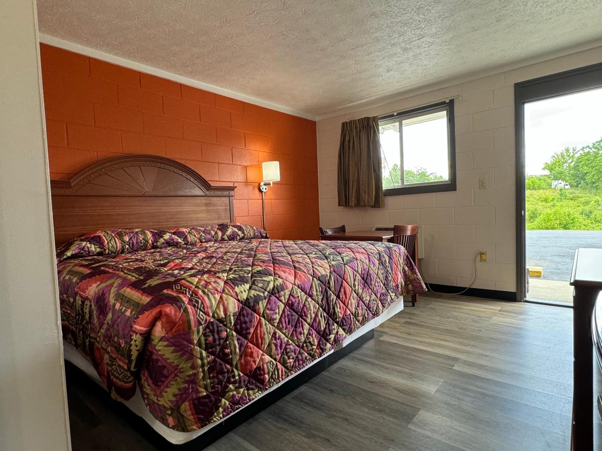 Economy Inn Crossville Eksteriør bilde