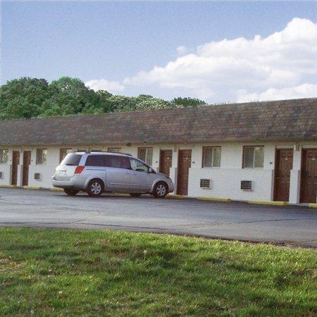 Economy Inn Crossville Eksteriør bilde
